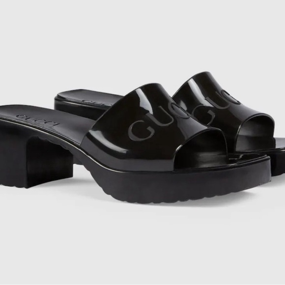 Gucci only wore a couple of times - Picture 2 of 7